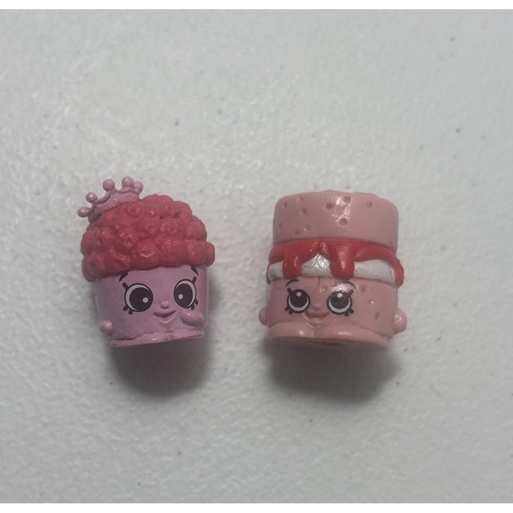 Shopkins Season 7 Rare Pink Variant Popcorn King + Season 8 Suzette Sponge EUC